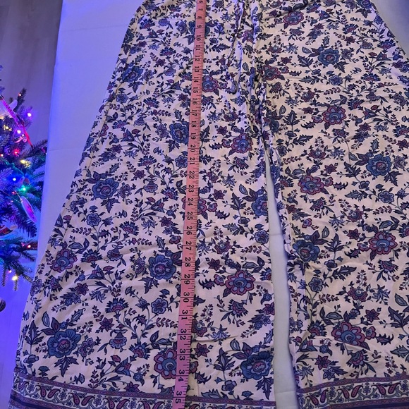 Spell Cream Floral Wide Leg pant - Picture 7 of 8